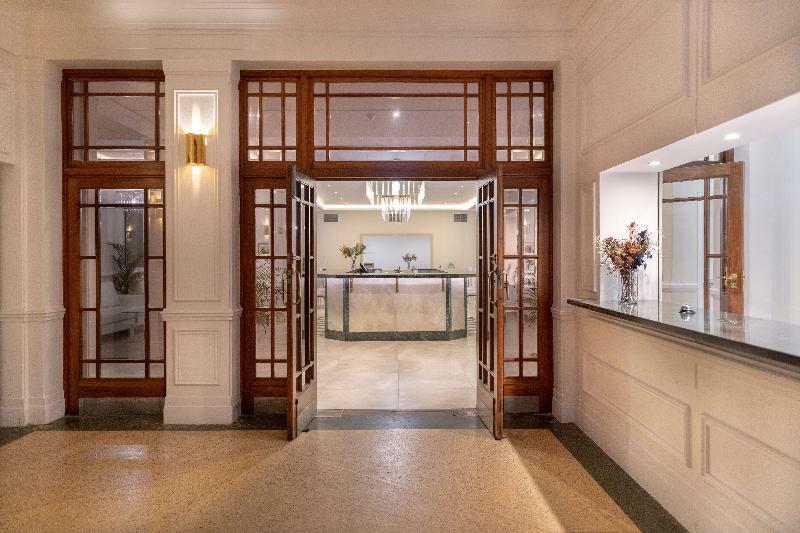 40 On Burg Hotel Cape Town Exterior photo