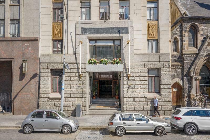 40 On Burg Hotel Cape Town Exterior photo